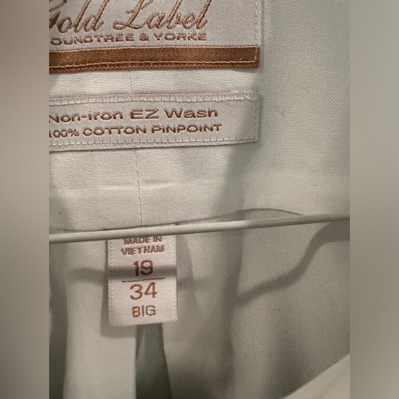 Roundtree and Yorke Gold Label dress shirt. Size 19 - 34 - Picture 2 of 2